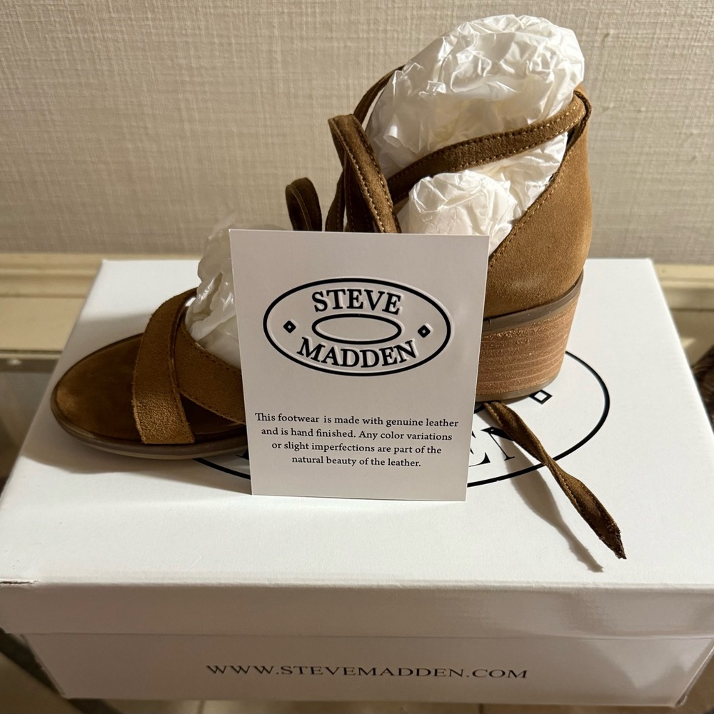 Steve Madden Brown Suede Block Heel Sandals - Picture 12 of 12